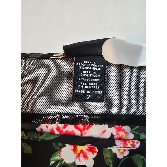 Torrid Floral Mesh Panel Top Size 2X lightweight short sleeve - Picture 4 of 13